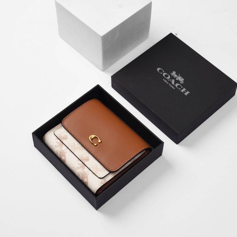 COACH MILA HORSE SMALL WALLET